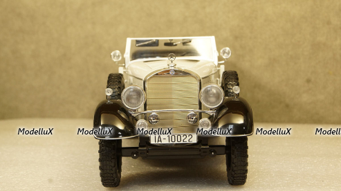 Mercedes G4 (W31) light grey/black, MCG18208, Model Car Group 1:18
