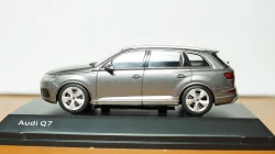 Audi Q7 2015 greymetallic, 5011407633, Spark 1:43