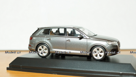 Audi Q7 2015 greymetallic, 5011407633, Spark 1:43