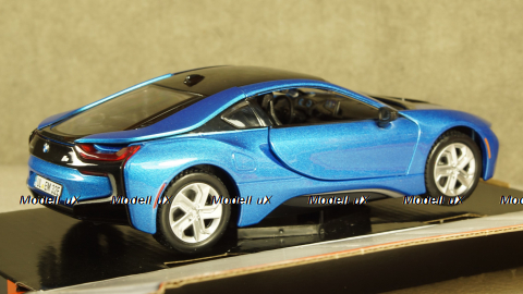 BMW i8 Metallic Blue 79359, MotorMax 1:24