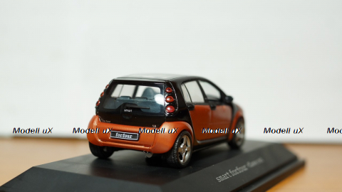Smart Forfour 1.5 red, Schuco 1:43
