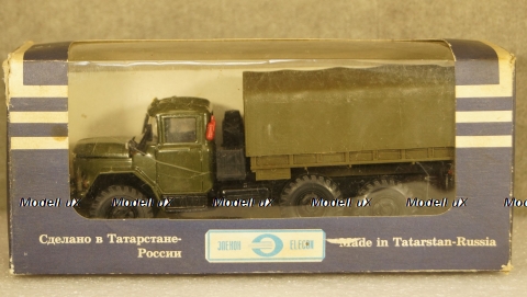 ЗИЛ 131 бортовой с тентом хаки, Элекон 1:43
