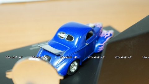 Willys Coupe 1941, Universal Hobby 1:43