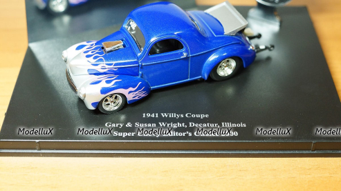 Willys Coupe 1941, Universal Hobby 1:43