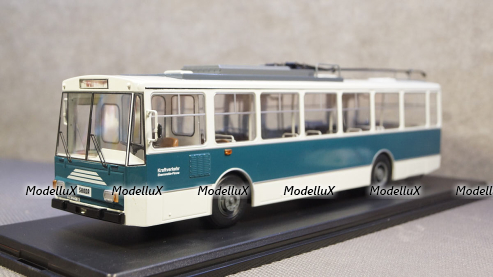 Skoda 14tr white/dunkelgrün Eberswalde, PCL47066, Premium Classixxs 1:43