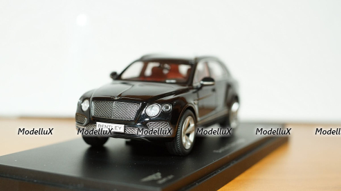 Bentley Bentayga Onyx 2015, Kyosho 1:43