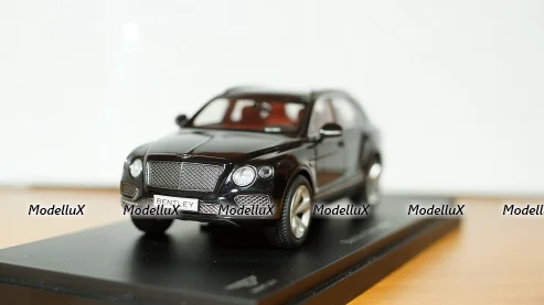 Bentley Bentayga Onyx 2015, Kyosho 1:43