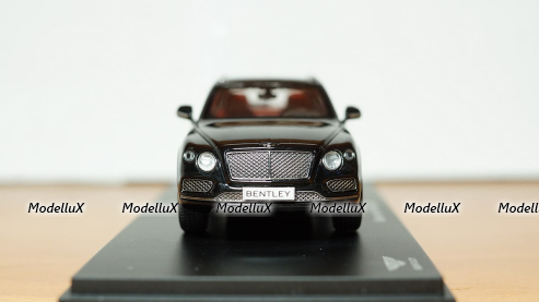 Bentley Bentayga Onyx 2015, Kyosho 1:43
