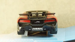 Bugatti Divo red/carbon 2019, 18-11045, Burago 1:18