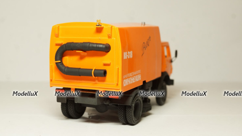 Камаз 43253 КО-318 Вихрь пылесос, Modellux 1:43