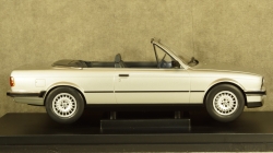 BMW 320i (E30) Convertible Silver 1985, 18152, MCG 1:18