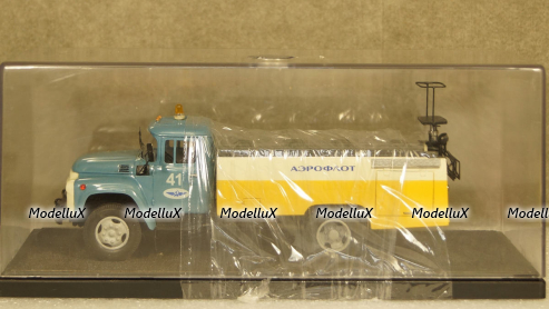 Зил 130 АС-161 автомобиль для обслуживания туалетов самолётов, Pegas Models 1:43