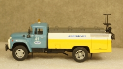 Зил 130 АС-161 автомобиль для обслуживания туалетов самолётов, Pegas Models 1:43
