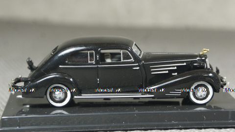 Cadillac V16 aerodynamic Coupe black, арт.136407, Ricko 1:87 