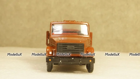 Зил 4331 бортовой бордовый, з-д Вега 1:43