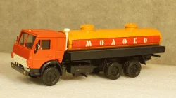 КамАЗ 53212 Молоко красный/оранжевый, Элекон 1:43 
