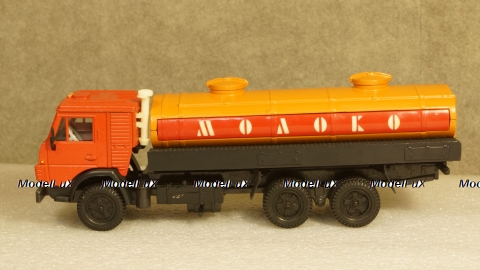 КамАЗ 53212 Молоко красный/оранжевый, Элекон 1:43 