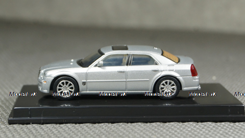 Chrysler 300C Hemi SRT8 silver, арт.136455, Ricko 1:87 