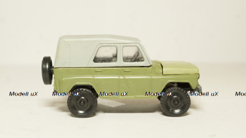 УАЗ 469М, пластик