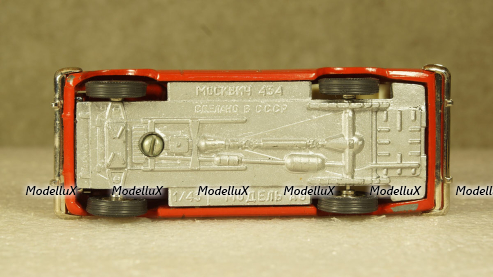 Москвич 434 А6 красный, Тантал/Радон 1:43