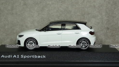 Audi A1 Sportback GB 2018 белый, IScale 1:43