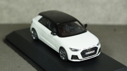 Audi A1 Sportback GB 2018 белый, IScale 1:43