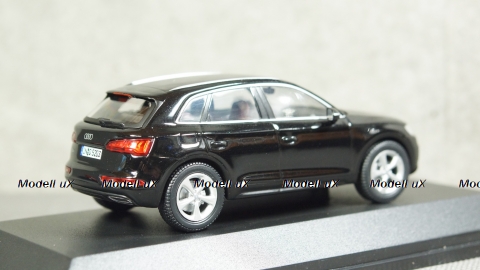 Audi Q5 2016 black, 5011605633, iScale 1:43