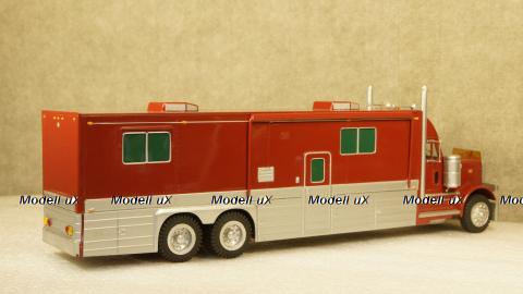 Peterbilt Кэмпер трехосный, Киммерия 1:43