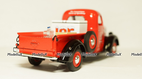 International D-2 Pick up 1937, red, 49-0365, First gear 1:25