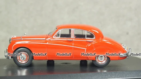 Jaguar MK VIII red, Oxford 1:43
