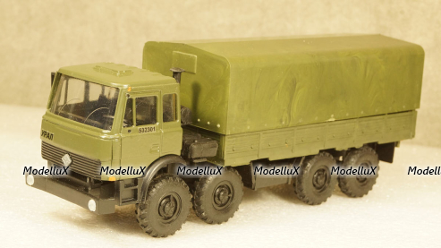УРАЛ 532301 хаки, Промтрактор 1:43 