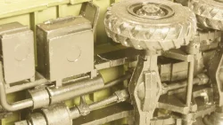 УРАЛ 532301 хаки, Промтрактор 1:43 