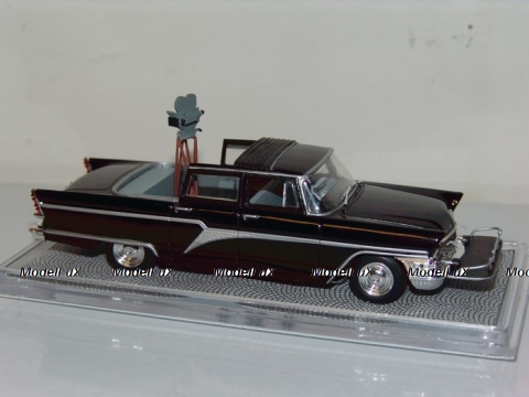 Газ 13 Чайка киносъемочная, Мастерская Гулак 1:43