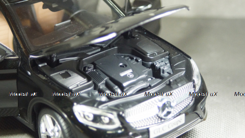 Mercedes GLC Coupe (C253) 2018 black, IScale 1:18