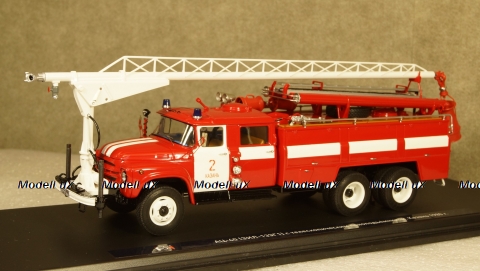 Зил 133Г1 АЦ-40 с телескопическим подъемником, Казань 1980 г., TruckTyr 1:43