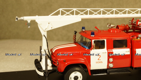 Зил 133Г1 АЦ-40 с телескопическим подъемником, Казань 1980 г., TruckTyr 1:43