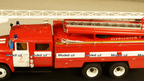 Зил 133Г1 АЦ-40 с телескопическим подъемником, Казань 1980 г., TruckTyr 1:43