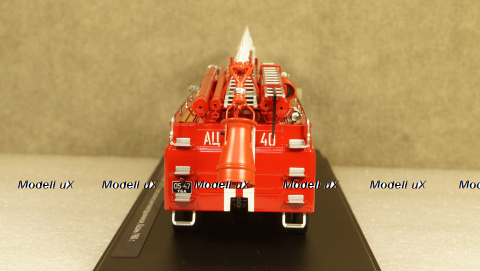 Зил 133Г1 АЦ-40 с телескопическим подъемником, Казань 1980 г., TruckTyr 1:43