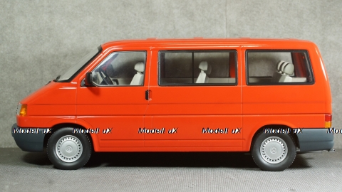 Volkswagen T4 Caravelle red, KK-Scale 1:18
