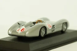 Камаз 5320, резиновые колеса 