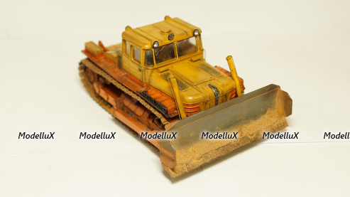 Трактор ДЭТ 250 1957 со следами эксплуатации 2, Трэкс 1:43