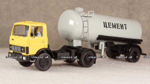 МАЗ 5337 1978г. с п/прицепом цементовоз ТЦ-15 , Viko models 1:43