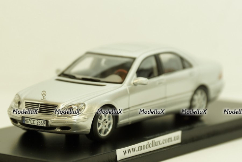 Mercedes S500 W220, Spark 1:43