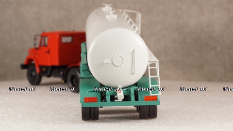 Полуприцеп цистерна С-652 цементовоз , Viko models 1:43