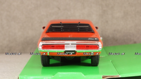 Dodge Challenger T/A dark orange/matt-black, 24029, Welly 1:24
