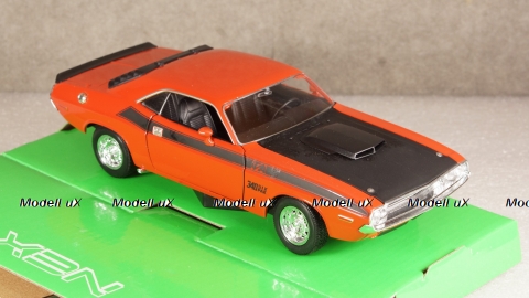 Dodge Challenger T/A dark orange/matt-black, 24029, Welly 1:24