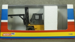 Львовский автопогрузчик АП-4014 (жёлто-серый) со следами эксплуатации, 0043MP, Model Pro 1:43