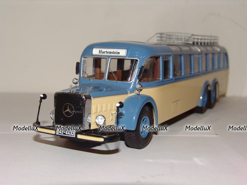 Mercedes O10000 bus