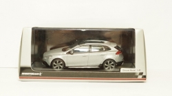 Volvo V40 Cross Country 2015 silver, MotorArt 1:43