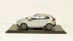Volvo V40 Cross Country 2015 silver, MotorArt 1:43